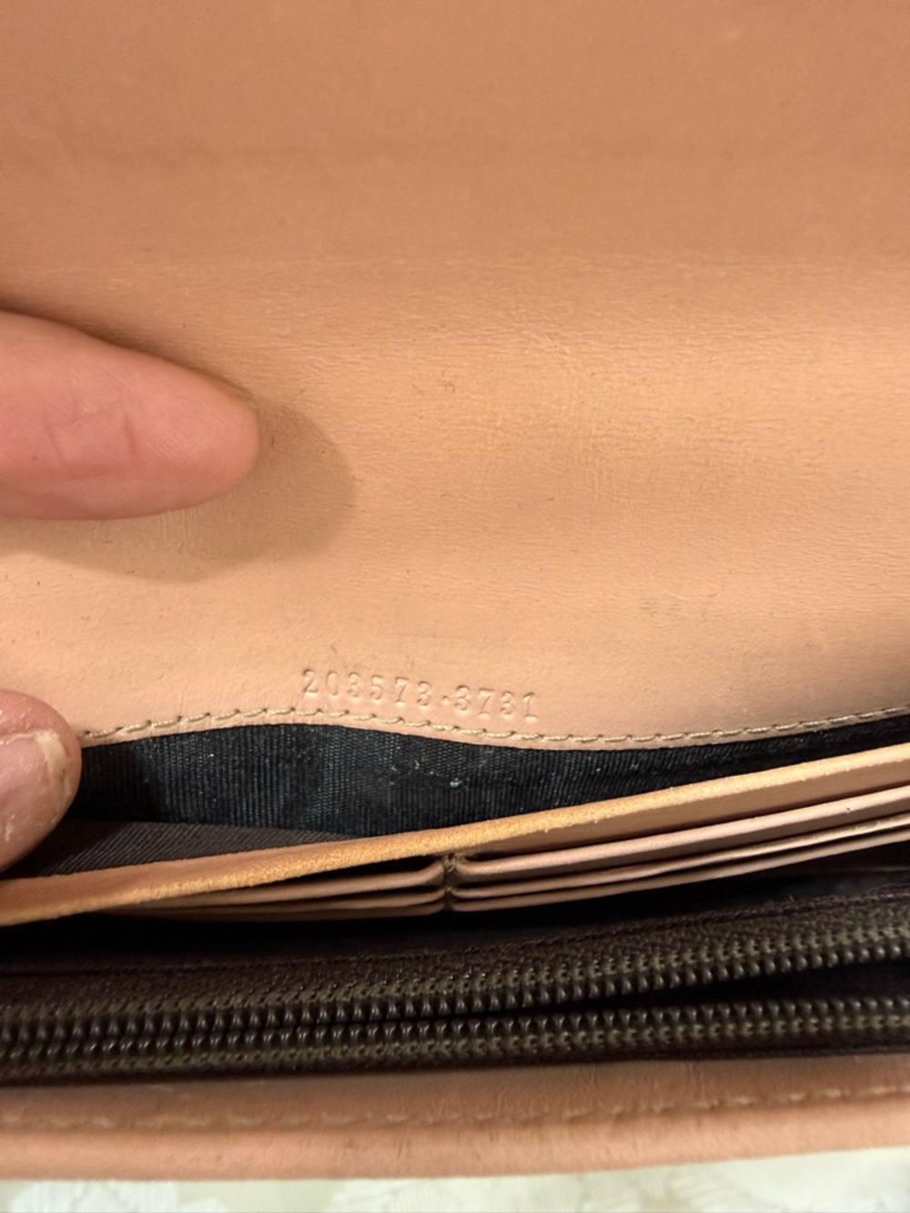 Gucci Tan Monogram Continental Wallet - Picture 5 of 11